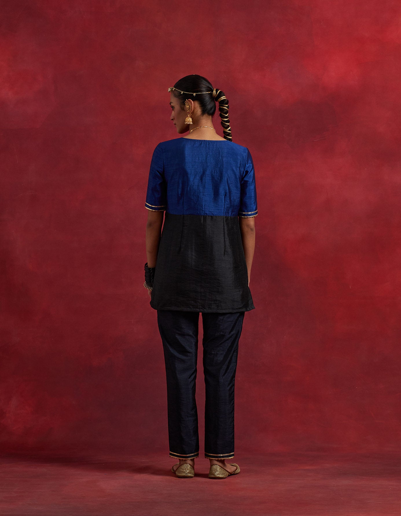 Blue Black Raw Silk Sadhna Kurta Set (Set Of 2)