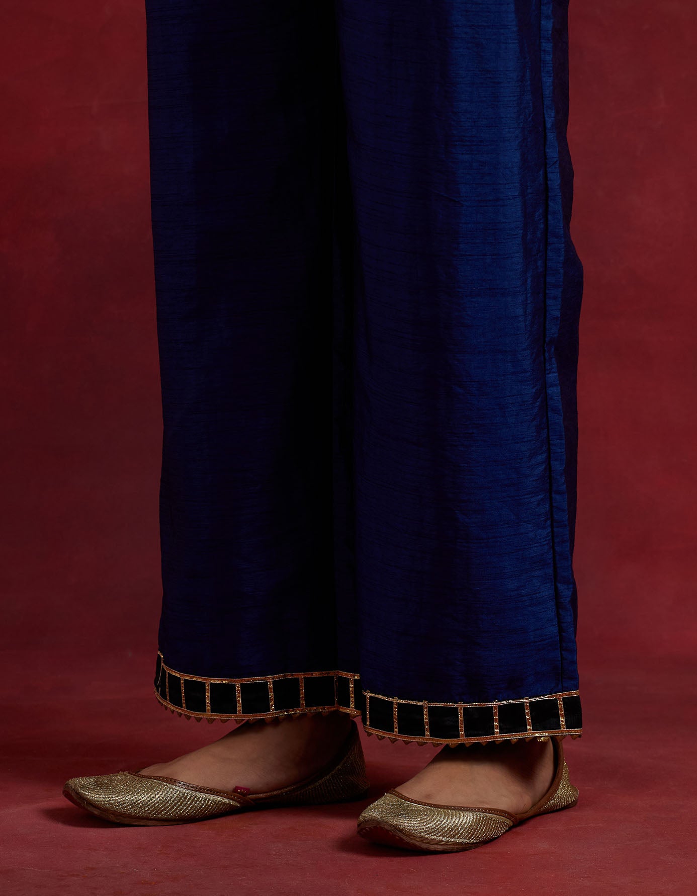Blue Black Raw Silk Mira Kurta Set (Set Of 3)