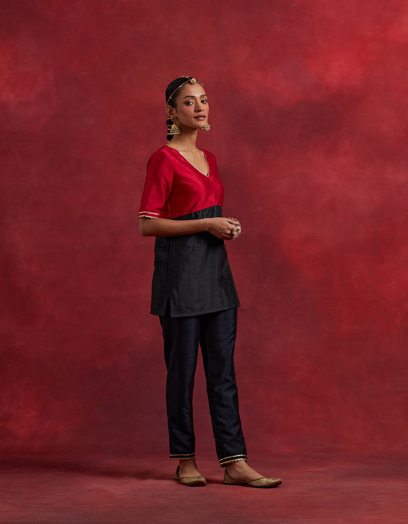 Red Black Raw Silk Sadhna Kurta Set (Set Of 2)