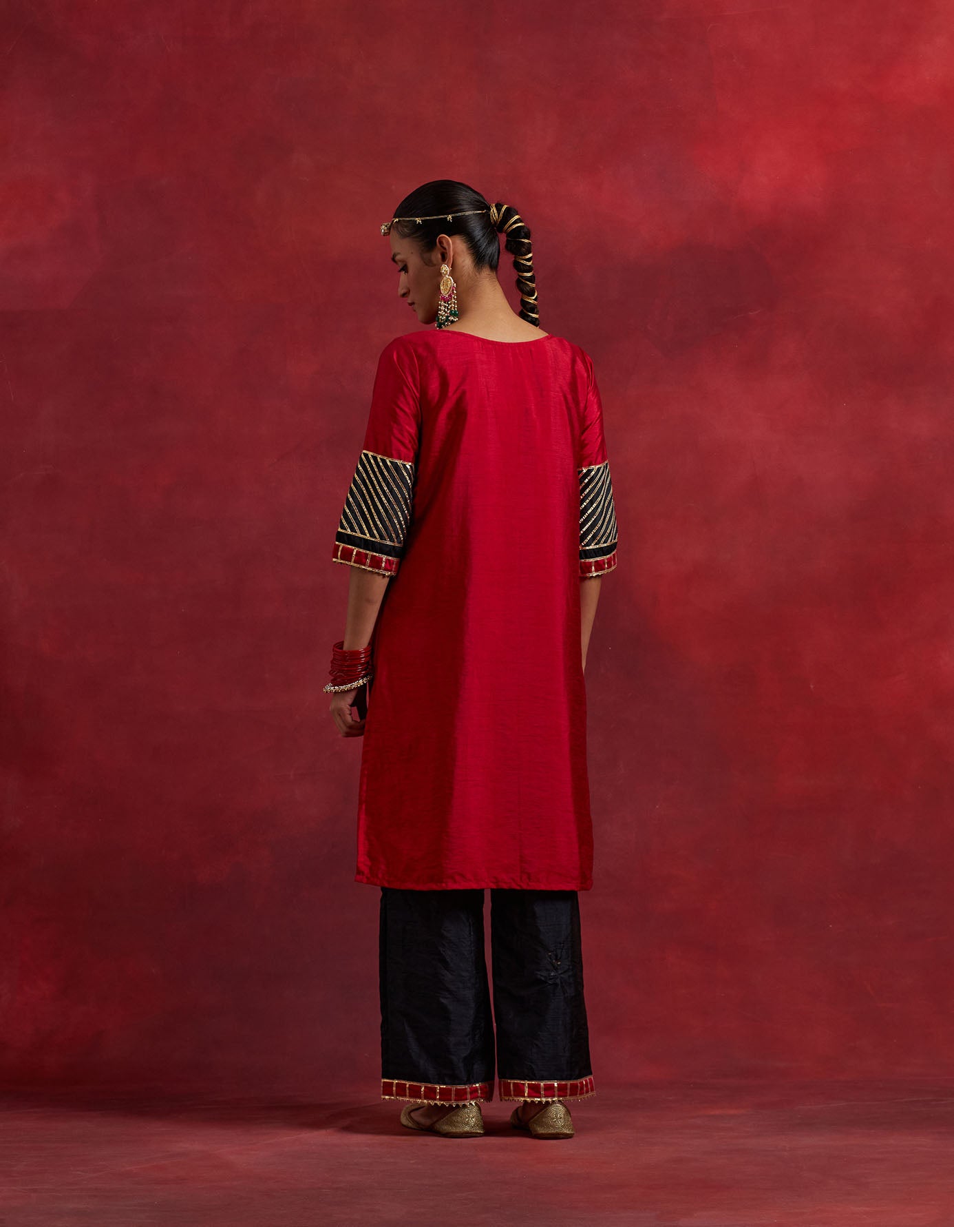 Red Black Raw Silk Jennifer Kurta Set (Set Of 2)