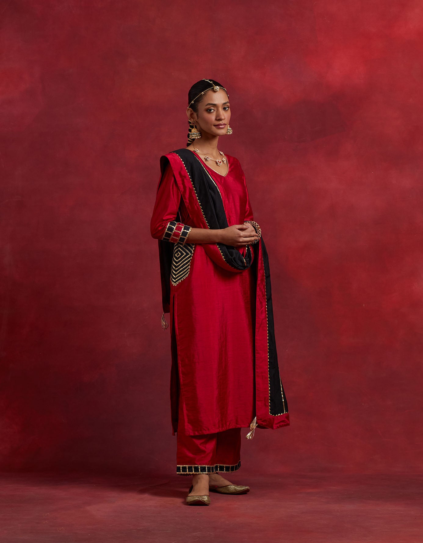 Red Black Raw Silk Mira Kurta Set (Set Of 3)
