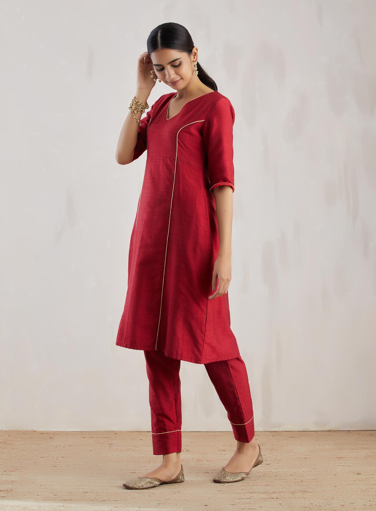 Red Markab Kurta with Pant (Set of 2) - The Indian Cause