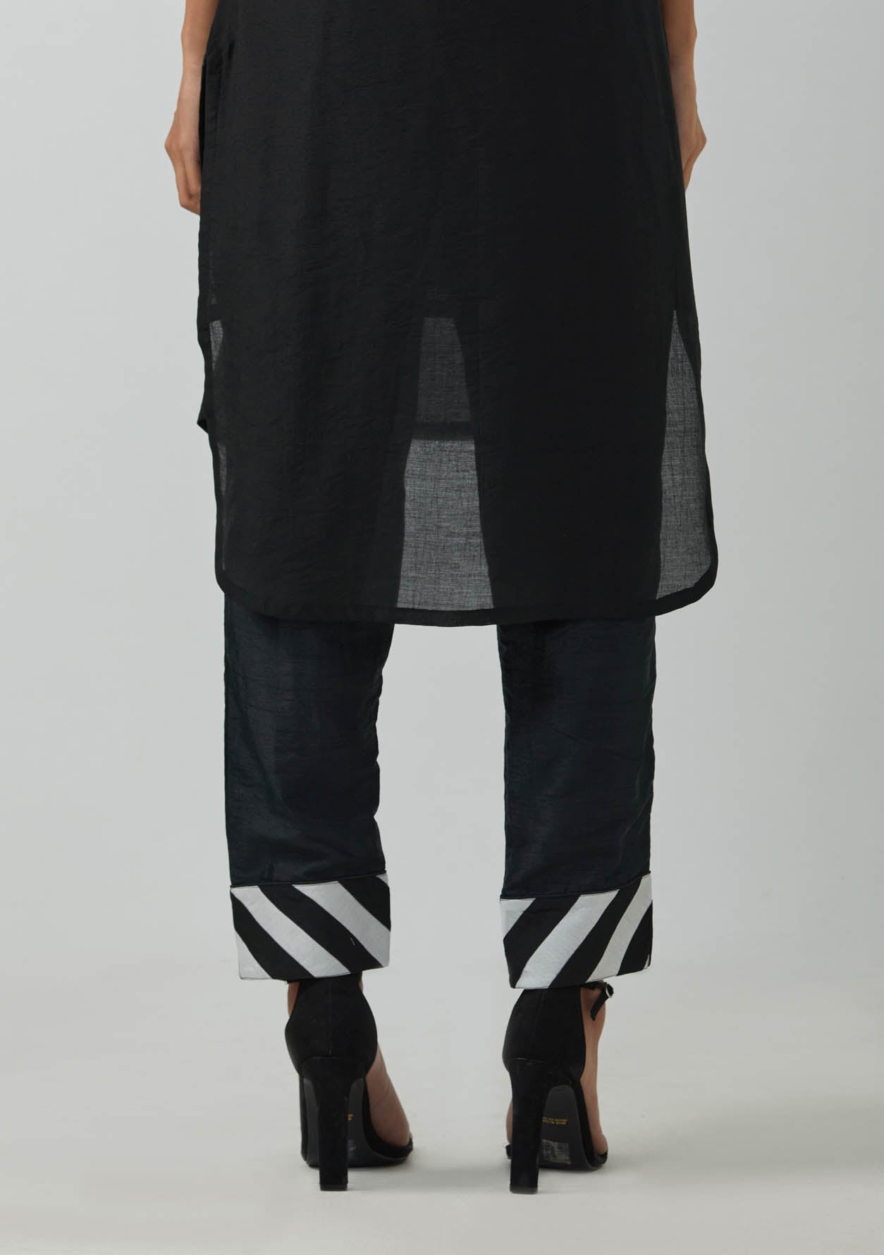 Black Chanderi High Low Mehraab Kurta With Pant (Set Of 2) - The Indian Cause