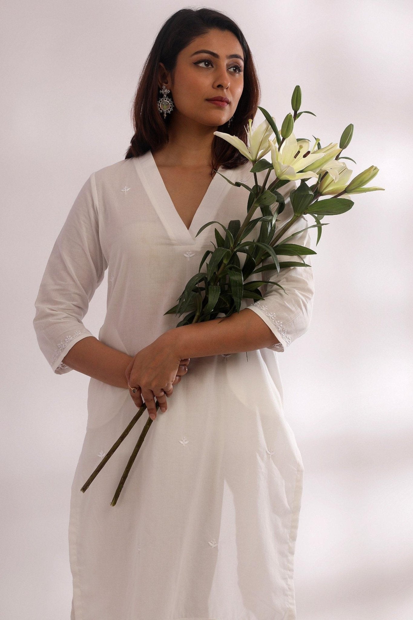 Kali White Chikankari Short Kurta - The Indian Cause