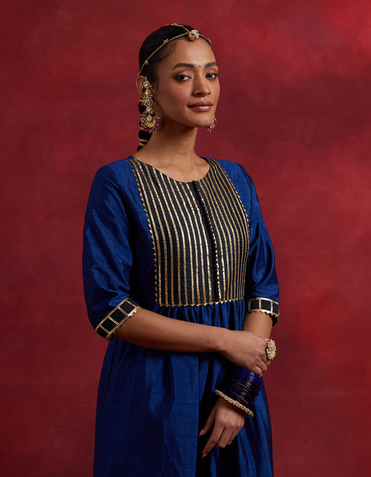 Blue Black Raw Silk Gauhar Kurta Set (Set Of 2)