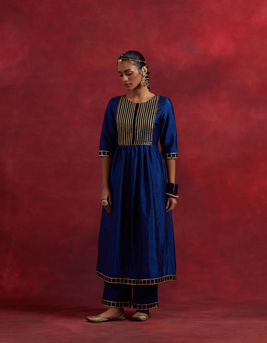 Blue Black Raw Silk Gauhar Kurta Set (Set Of 3)