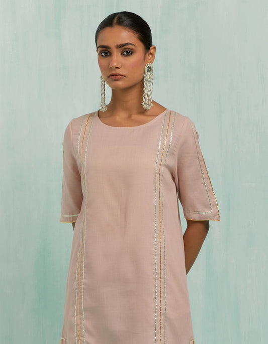 Pale Pink Rukbat Kurta And Salwar With Gold Silver Gota Details (Set Of 2)