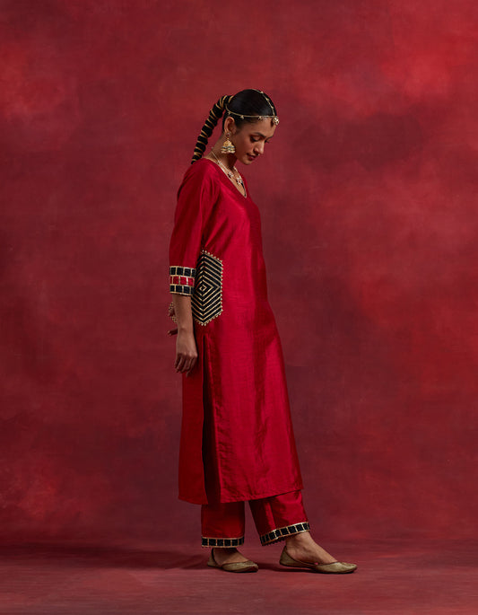 Red Black Raw Silk Mira Kurta Set (Set Of 2)