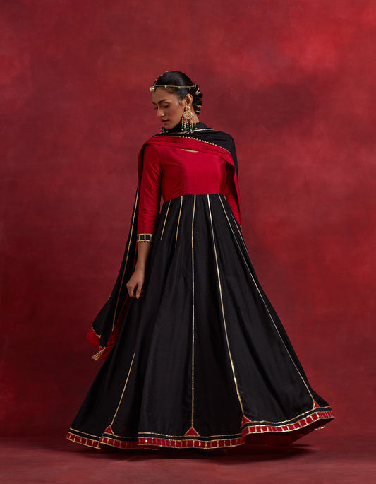 Red Black Raw Silk And Chanderi Ghoomar Kurta Set (Set Of 2)