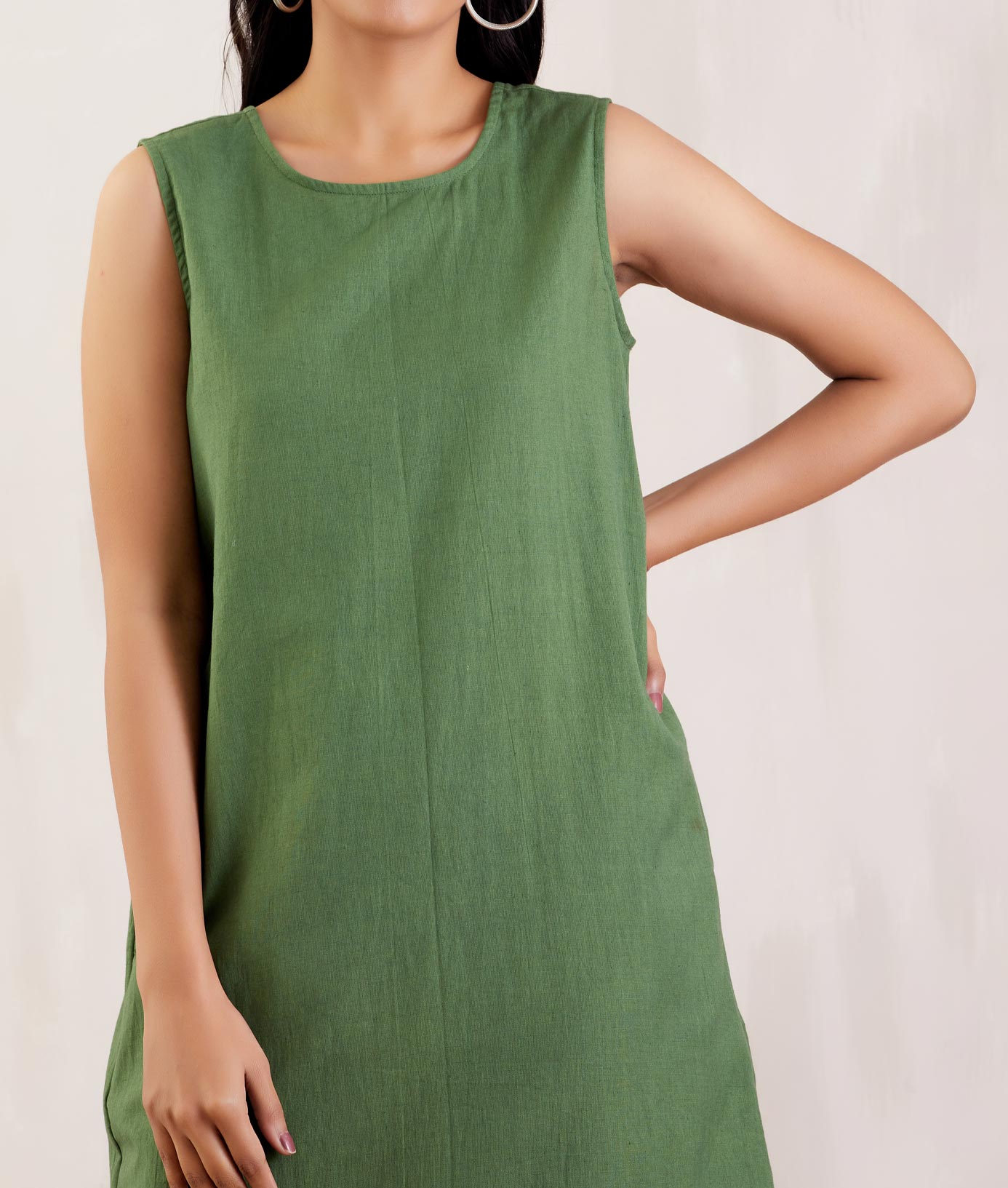 Green Cotton Dress With Back Button