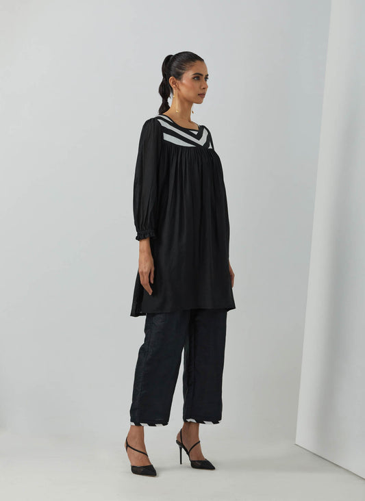 Black Chanderi Gulnar Gathered Tunic With Palazzo (Set Of 2) - The Indian Cause