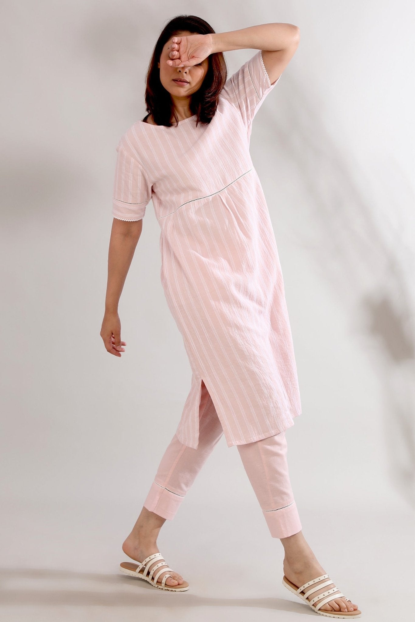 Eva Peach Kurta With Pant (Set of 2) - The Indian Cause