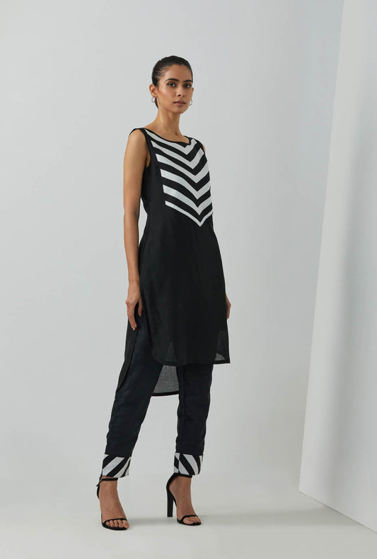 Black Chanderi High Low Mehraab Kurta - The Indian Cause